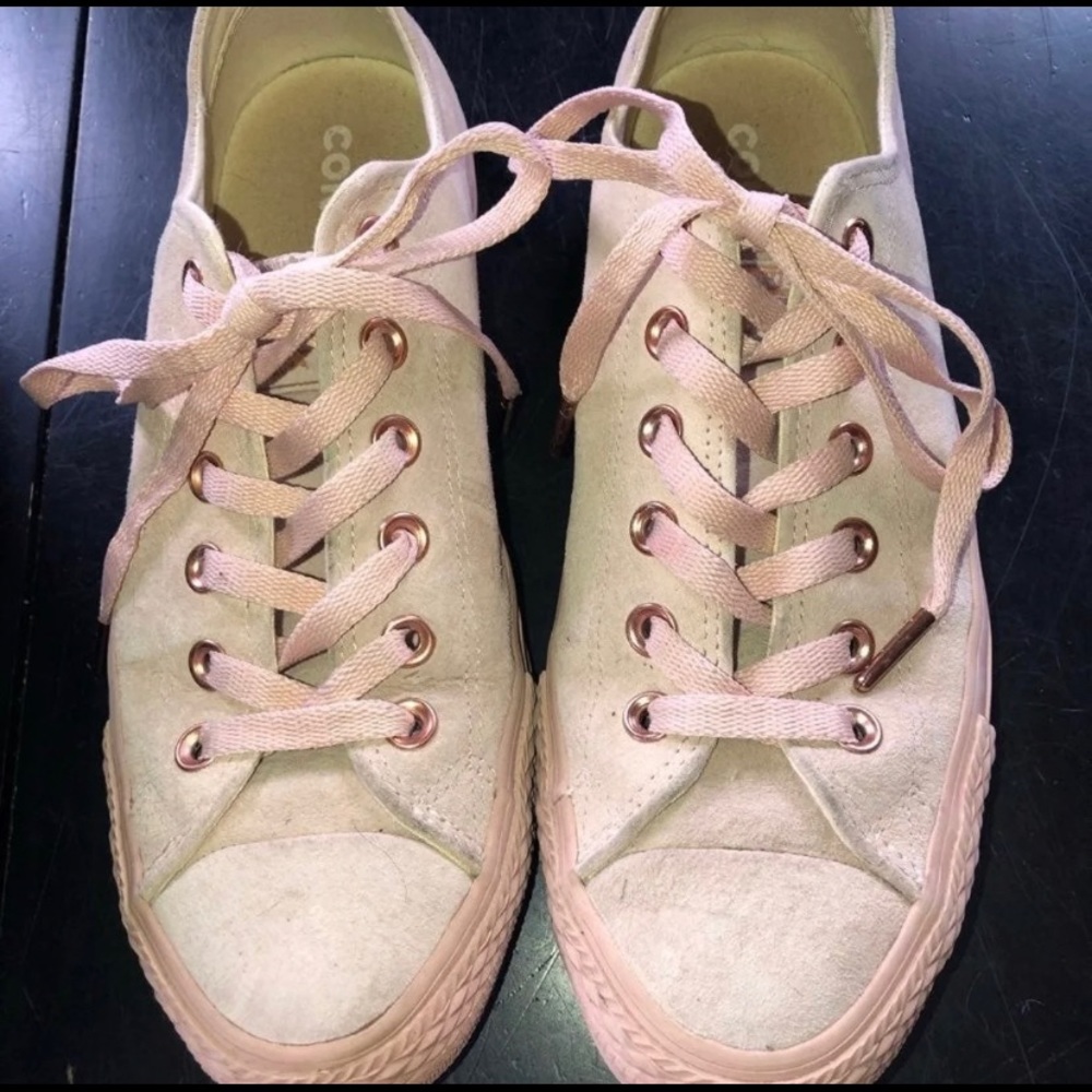 Limited Edition Blush Converse Size 9